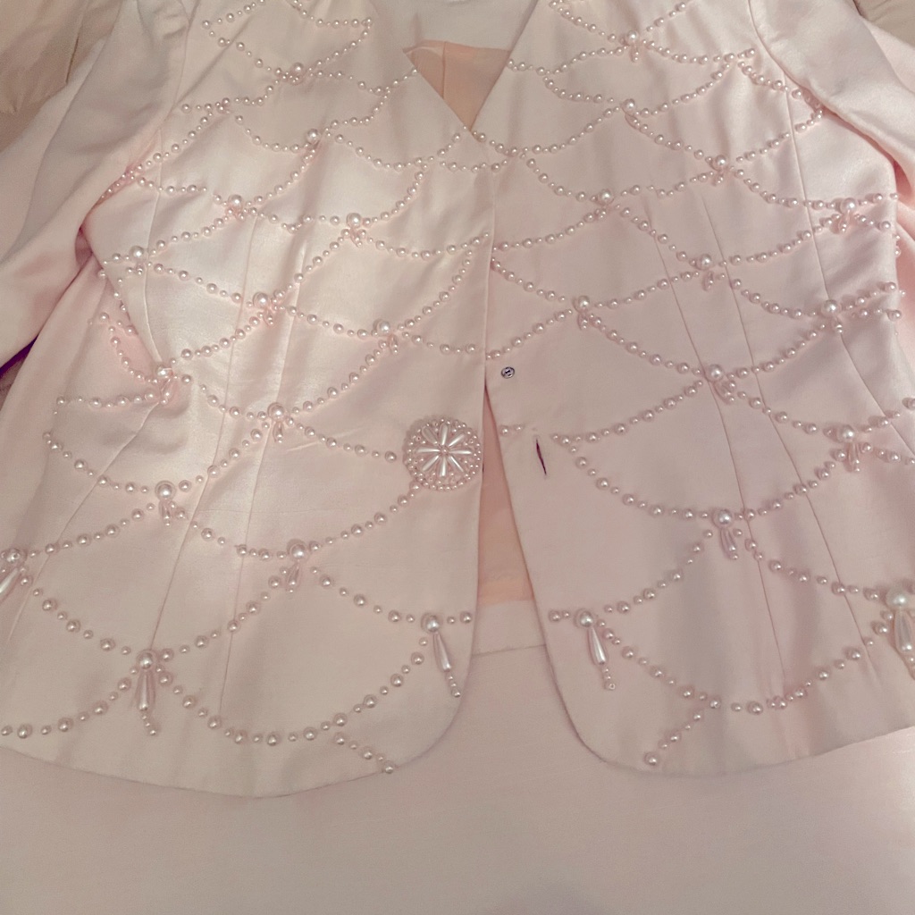 Size 14..2 Pc Magali Suit Pale Pink With Pale Pink Pearls